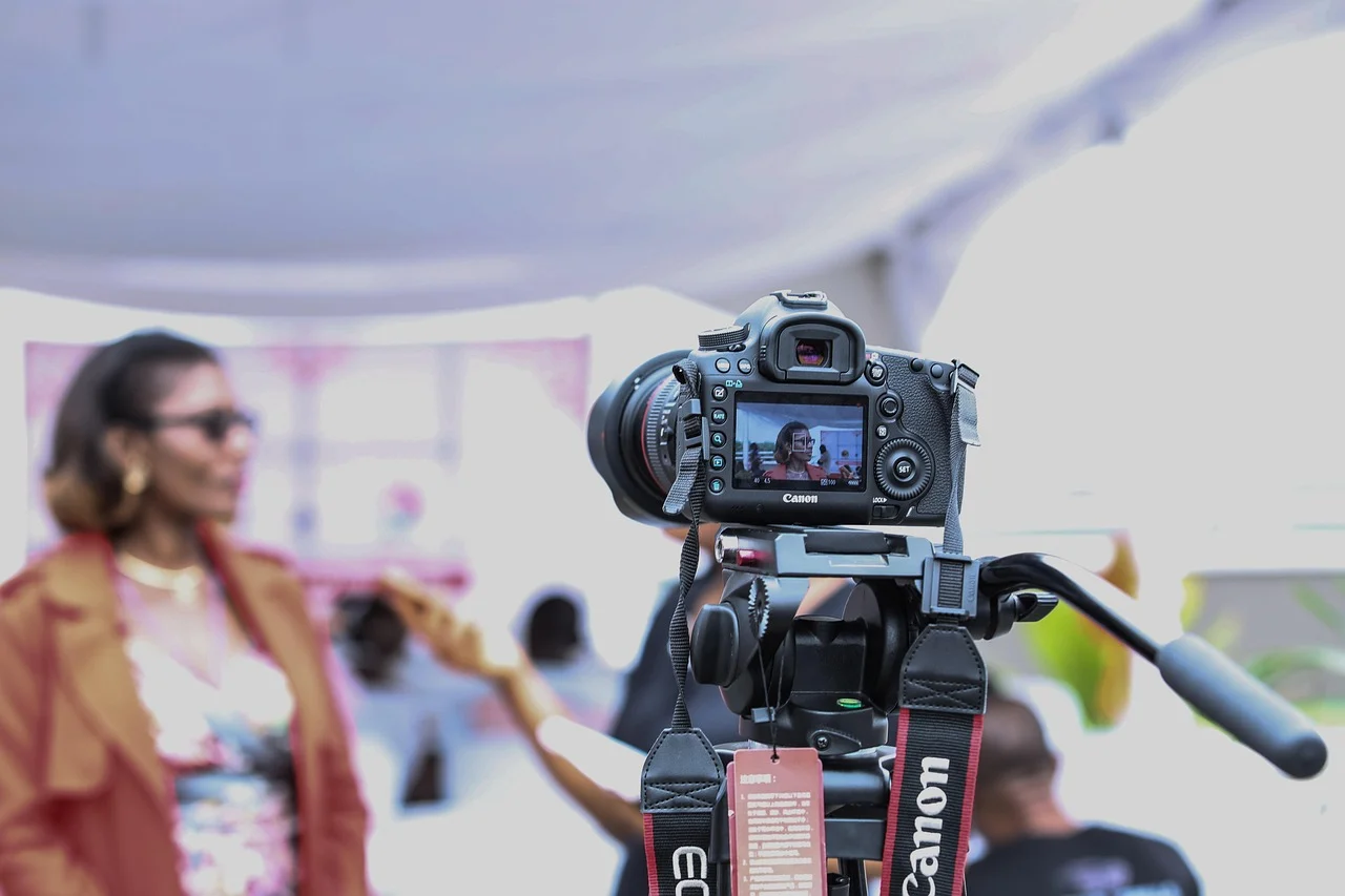 Cameraman action